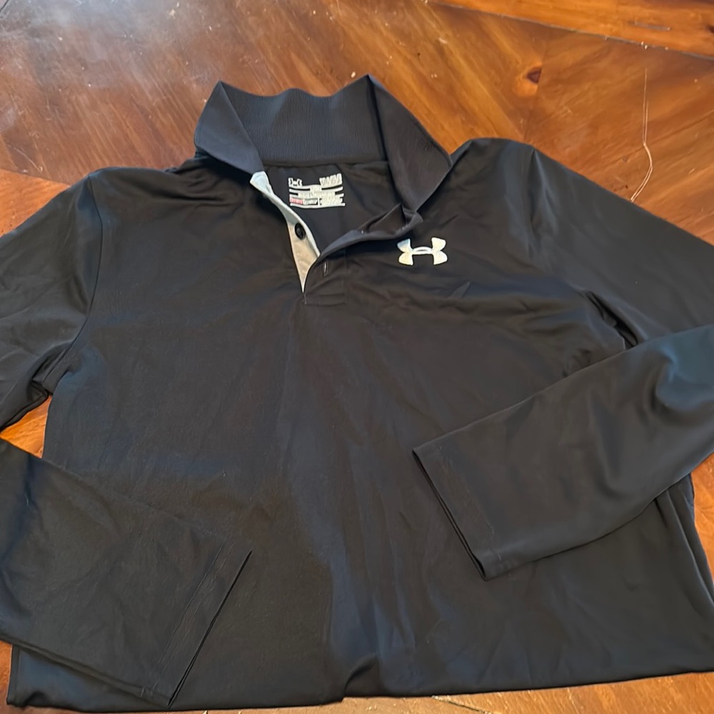Under Armour boys YL long sleeve shirt